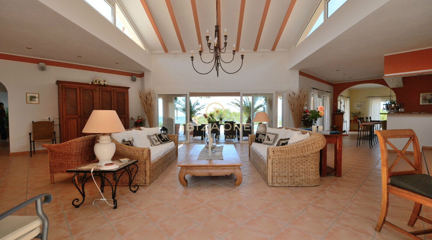 Preciosa y lujosa villa con vistas al mar en venta, Ibiza - Preciosa y lujosa villa con vistas al mar en alquiler, Ibiza
