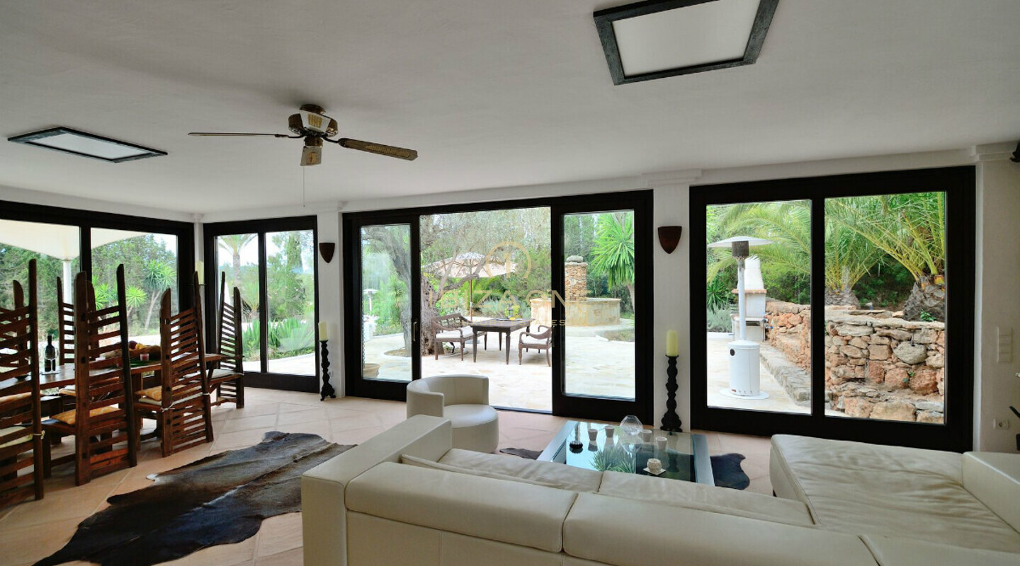 Espaciosa villa de lujo en una zona tranquila en venta, Ibiza - Espaciosa villa de lujo en una zona tranquila en alquiler, Ibiza