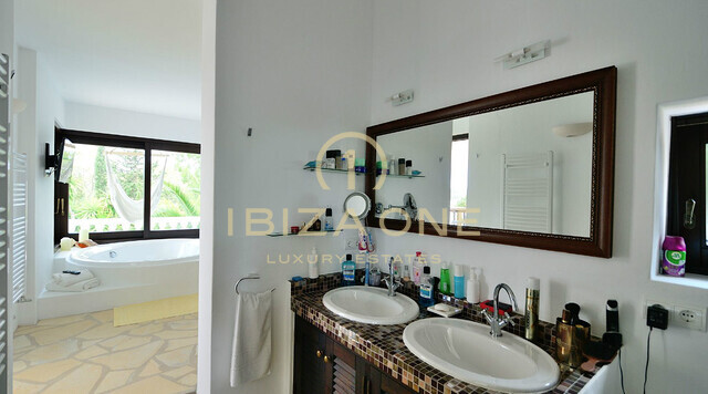 Espaciosa villa de lujo en una zona tranquila en venta, Ibiza - Espaciosa villa de lujo en una zona tranquila en alquiler, Ibiza