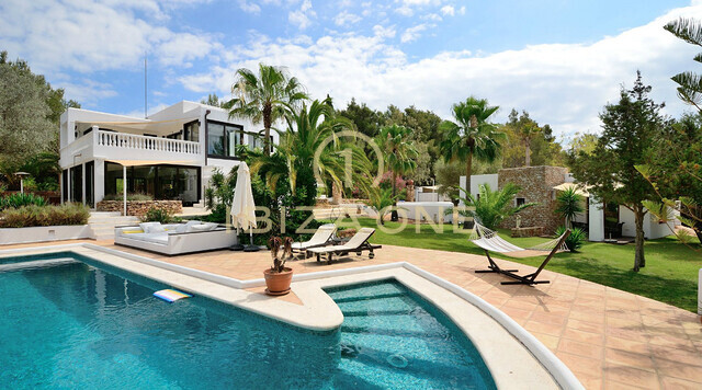Espaciosa villa de lujo en una zona tranquila en venta, Ibiza - Espaciosa villa de lujo en una zona tranquila en alquiler, Ibiza