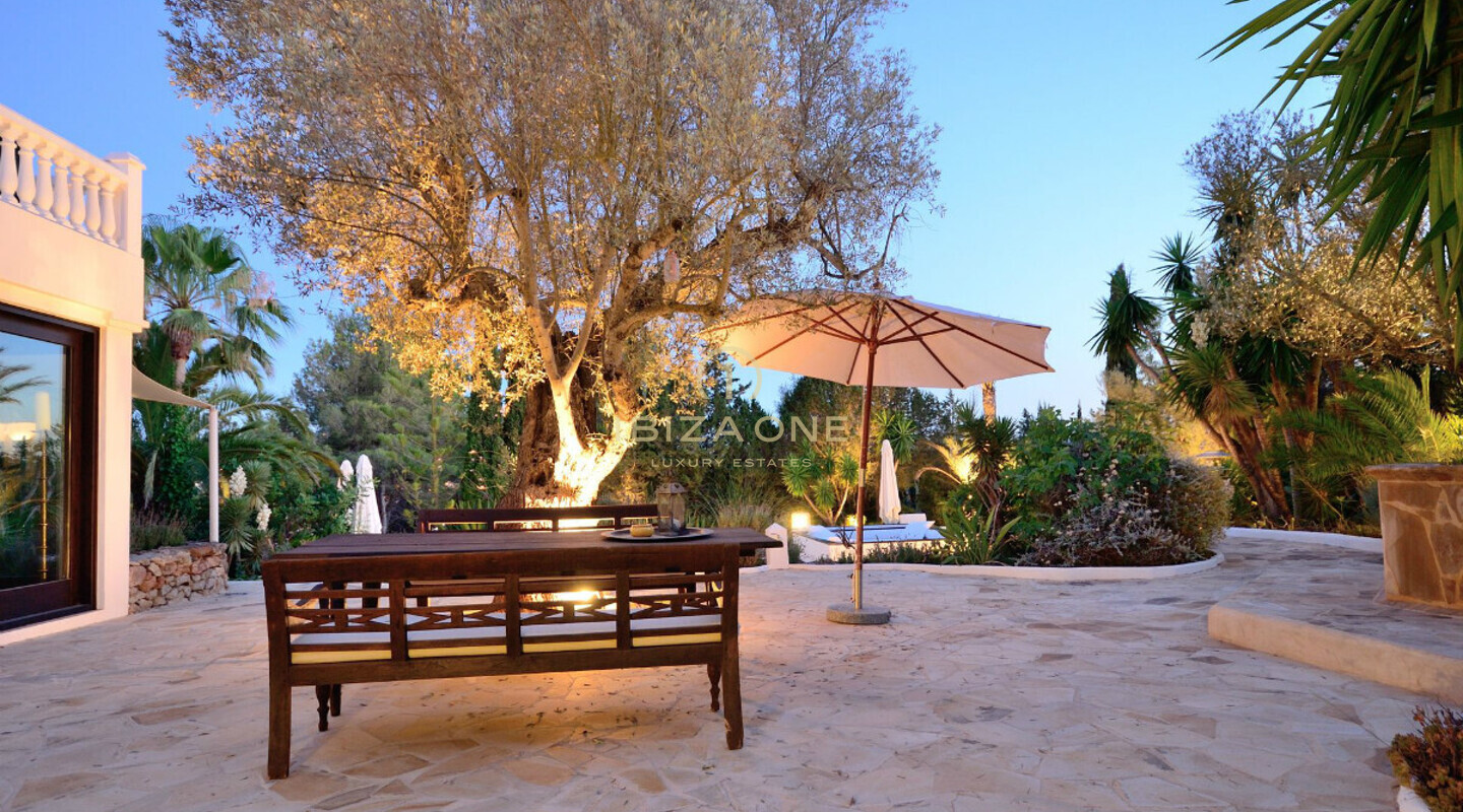 Espaciosa villa de lujo en una zona tranquila en venta, Ibiza - Espaciosa villa de lujo en una zona tranquila en alquiler, Ibiza