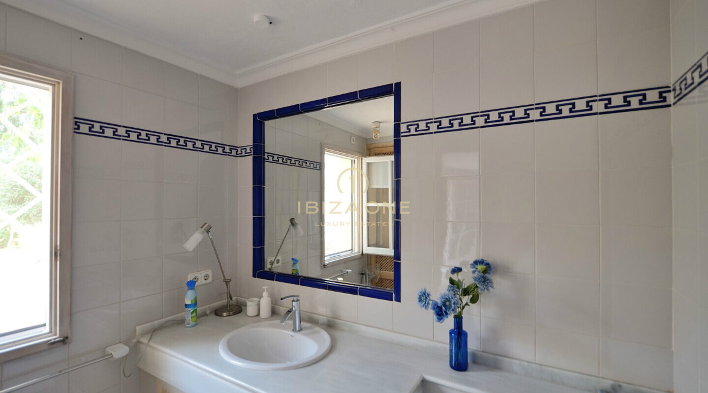 Propiedad en primera línea con acceso privado al mar - villa en primera línea - villa frente al mar en venta, Ibiza - Propiedad en primera línea con acceso privado al mar - villa en primera línea - villa frente al mar en alquiler, Ibiza