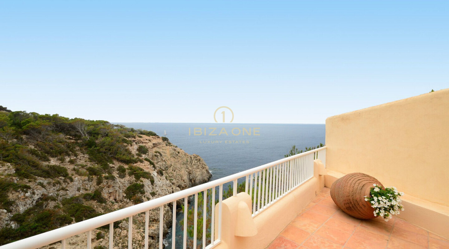 Woning direct aan zee met privétoegang tot de zee - villa direct aan zee - villa aan het water te koop, Ibiza - Woning direct aan zee met privétoegang tot de zee - villa direct aan zee - villa aan het water te huur, Ibiza