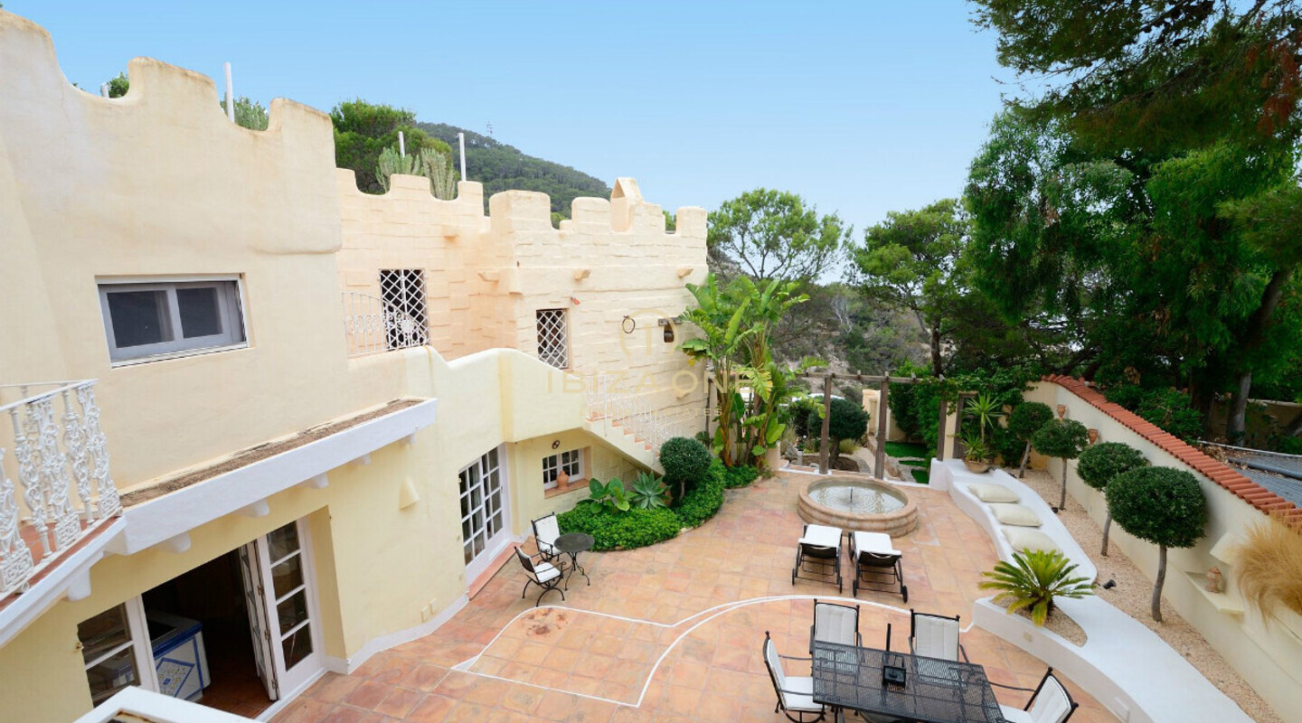 Sea frontline property with private access to the sea - first lines sea villa - waterfront villa for sale, Ibiza - Sea frontline property with private access to the sea - first lines sea villa - waterfront villa for rent, Ibiza