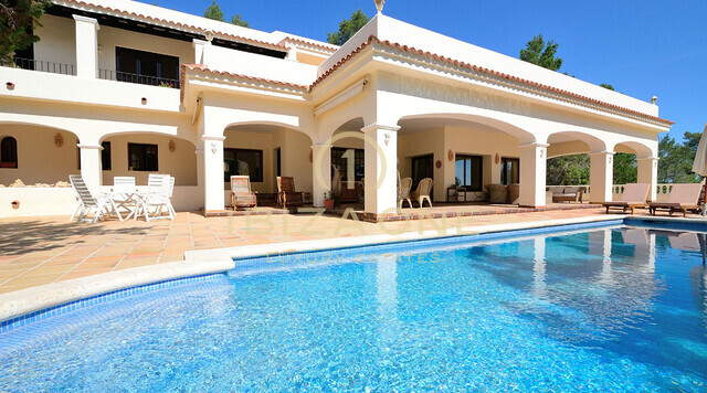Preciosa villa de lujo en una zona apartada en venta, Ibiza - Preciosa villa de lujo en una zona apartada en alquiler, Ibiza