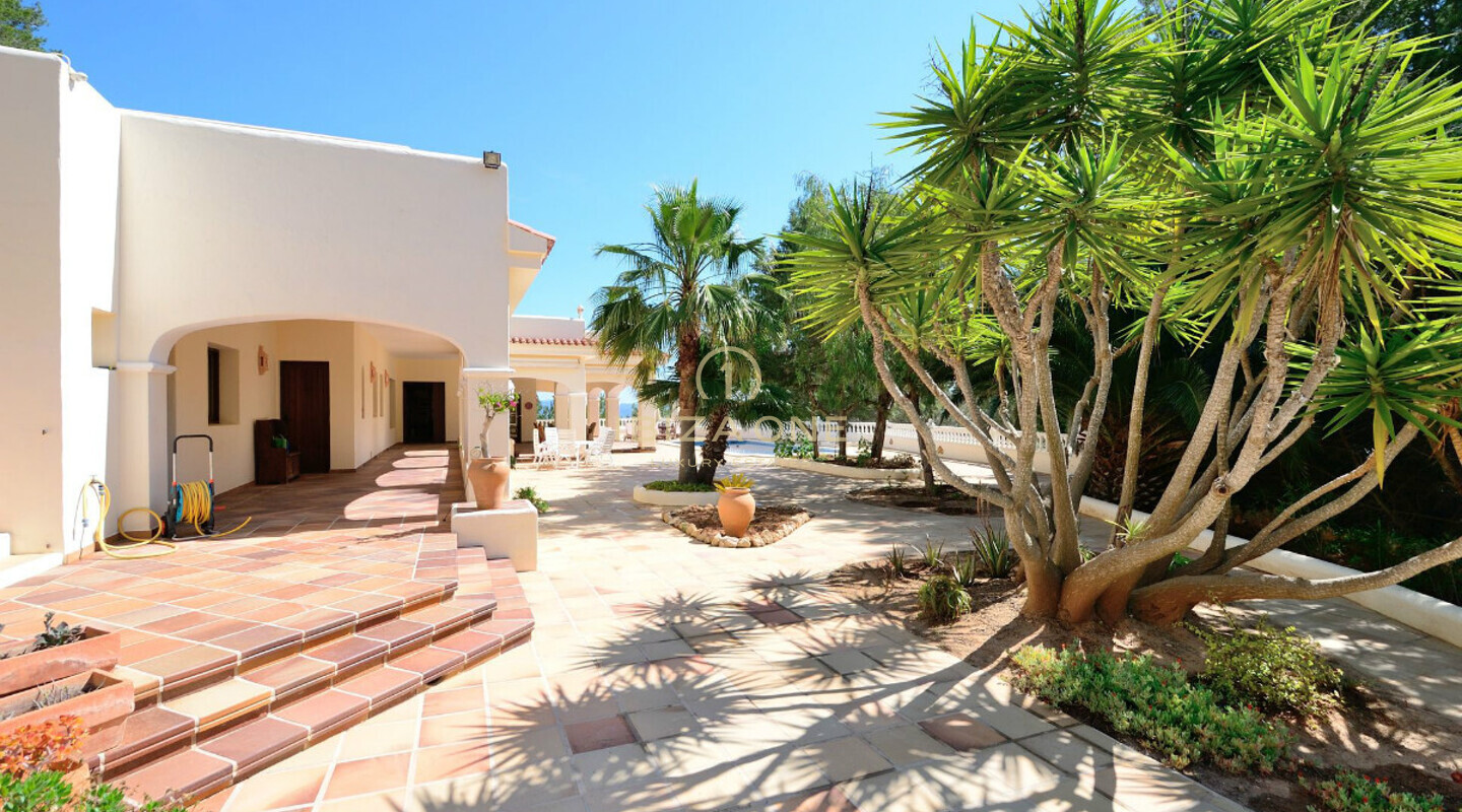 Belle villa de luxe dans un endroit isolé à vendre, Ibiza - Belle villa de luxe dans un endroit isolé à louer, Ibiza