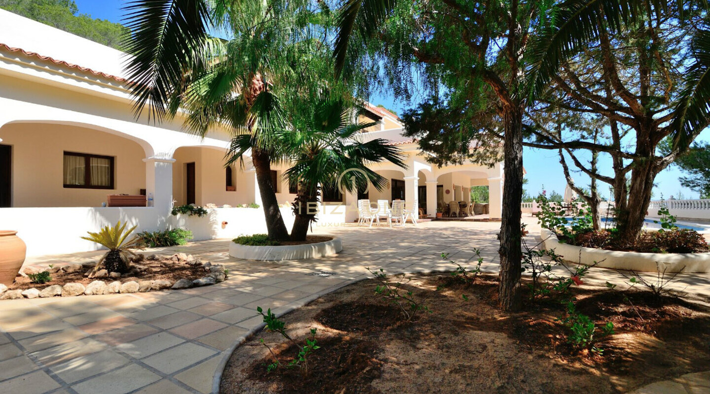 Wunderschöne Luxusvilla in Alleinlage zu verkaufen, Ibiza - Wunderschöne Luxusvilla in Alleinlage zu vermieten, Ibiza
