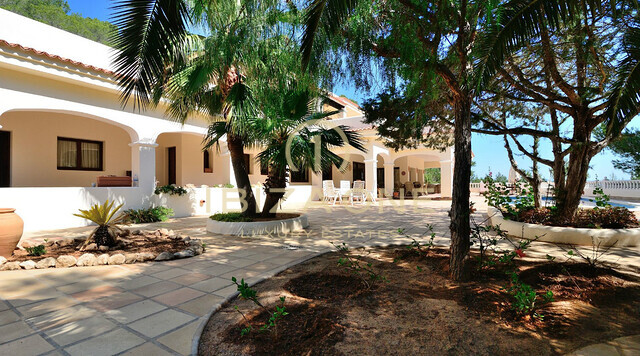 Belle villa de luxe dans un endroit isolé à vendre, Ibiza - Belle villa de luxe dans un endroit isolé à louer, Ibiza