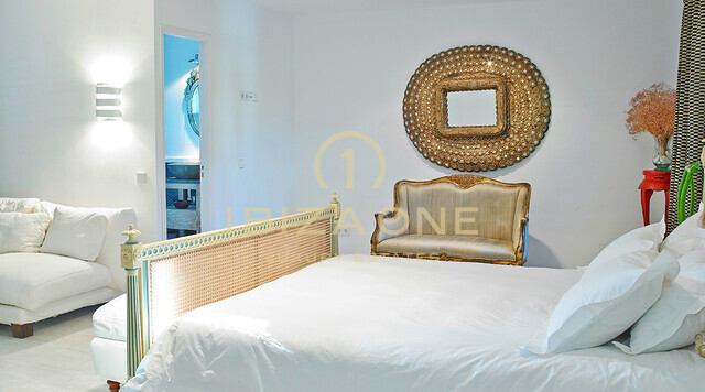 Villa di lusso da 1001 notte - casa fronte mare a Es Vedra - villa in prima linea sul mare Ibiza - in affitto sul lungomare a Cala Carbo, Ibiza