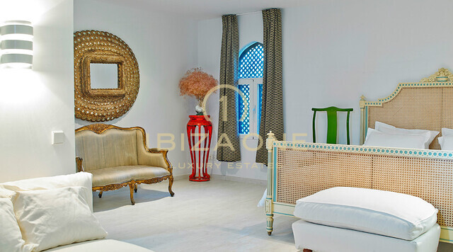 Villa di lusso da 1001 notte - casa fronte mare a Es Vedra - villa in prima linea sul mare Ibiza - in affitto sul lungomare a Cala Carbo, Ibiza