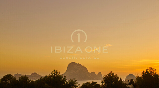 Villa di lusso da 1001 notte - casa fronte mare a Es Vedra - villa in prima linea sul mare Ibiza - in affitto sul lungomare a Cala Carbo, Ibiza
