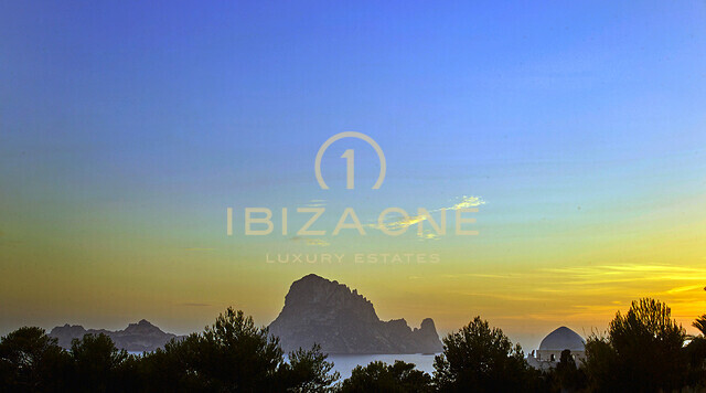Villa de lujo de 1001 noches - casa en primera línea de mar en Es Vedra - villa en primera línea de mar Ibiza - primera línea de mar en Cala Carbo en alquiler, Ibiza