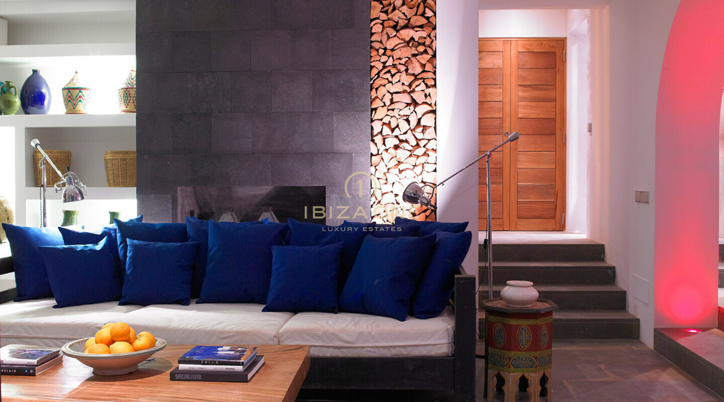 Luxuriöse Villa mit Meerblick in Es Cubells zu verkaufen, Ibiza - Luxuriöse Villa mit Meerblick in Es Cubells zu vermieten, Ibiza