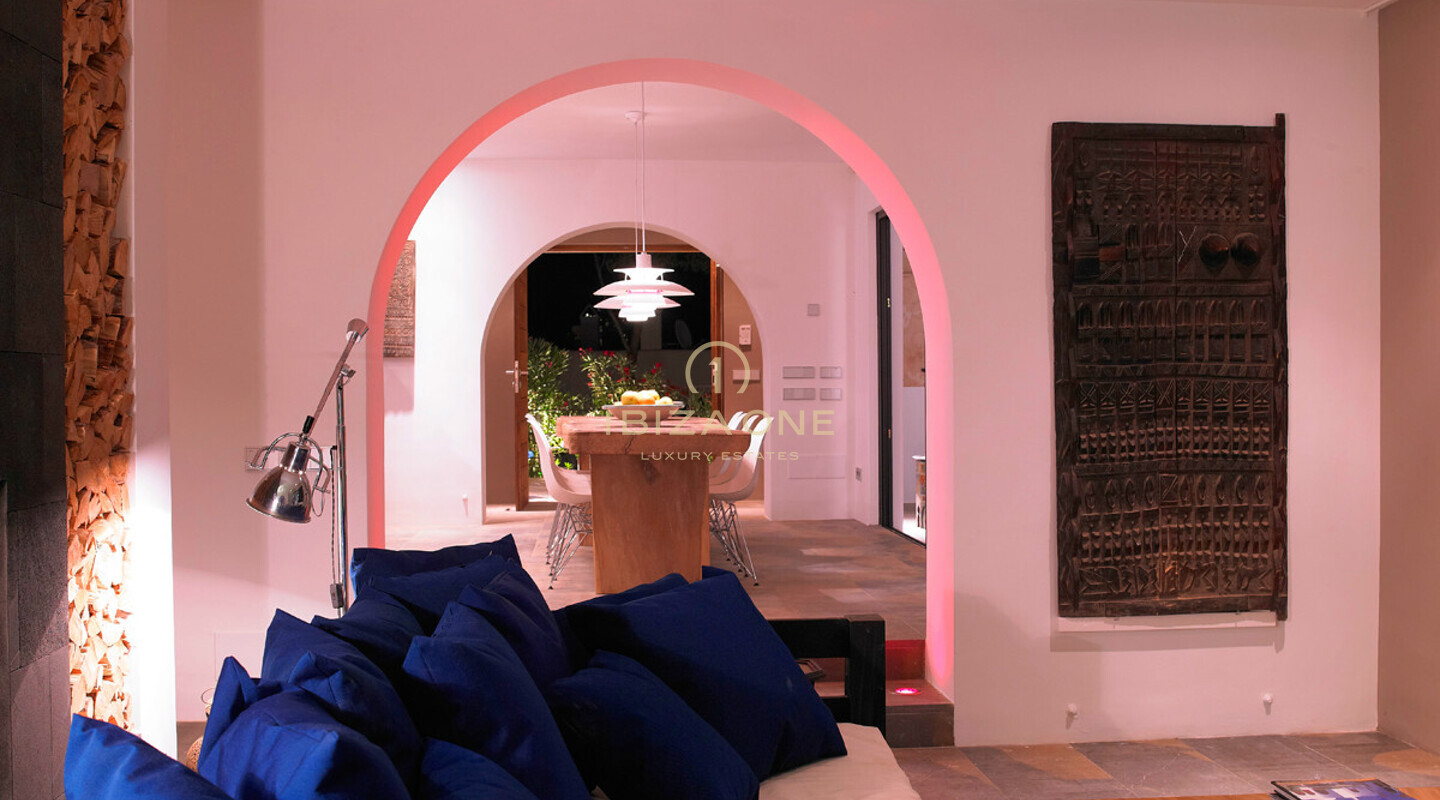 Villa de luxe avec vue sur la mer à vendre à Es Cubells, Ibiza - Villa de luxe avec vue sur la mer à louer à Es Cubells, Ibiza