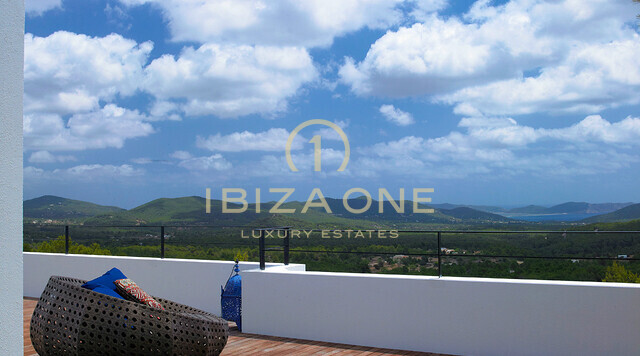 Villa de lujo con vistas al mar en venta en Es Cubells, Ibiza - Villa de lujo con vistas al mar en alquiler en Es Cubells, Ibiza