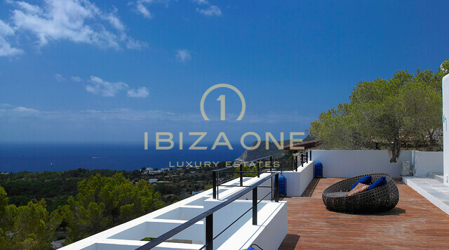 Luxe villa met zeezicht in Es Cubells te koop, Ibiza - Luxe villa met zeezicht in Es Cubells te huur, Ibiza