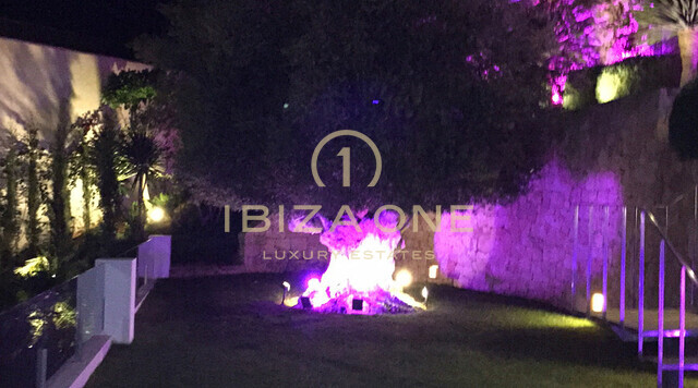 Villa de luxe à vendre à Can Furnet, Ibiza - Villa de luxe à louer à Can Furnet, Ibiza