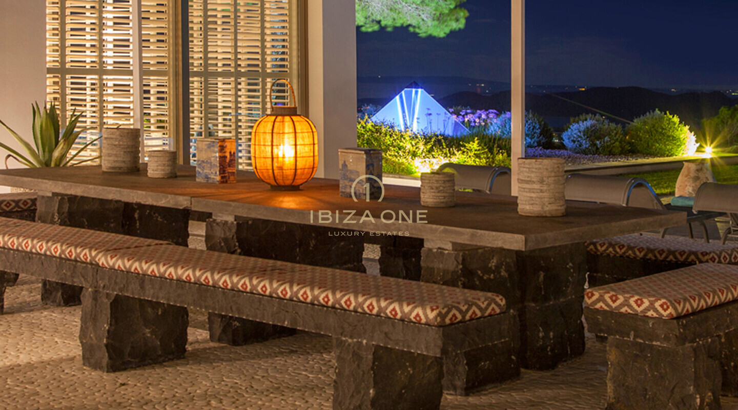 Spectacular modern luxury property for rent - KM5, Ibiza