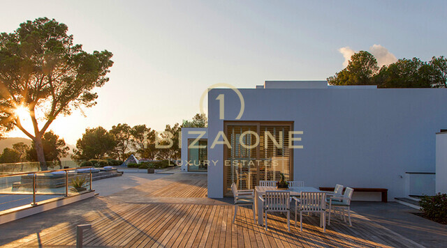 Spectacular modern luxury property for rent - KM5, Ibiza