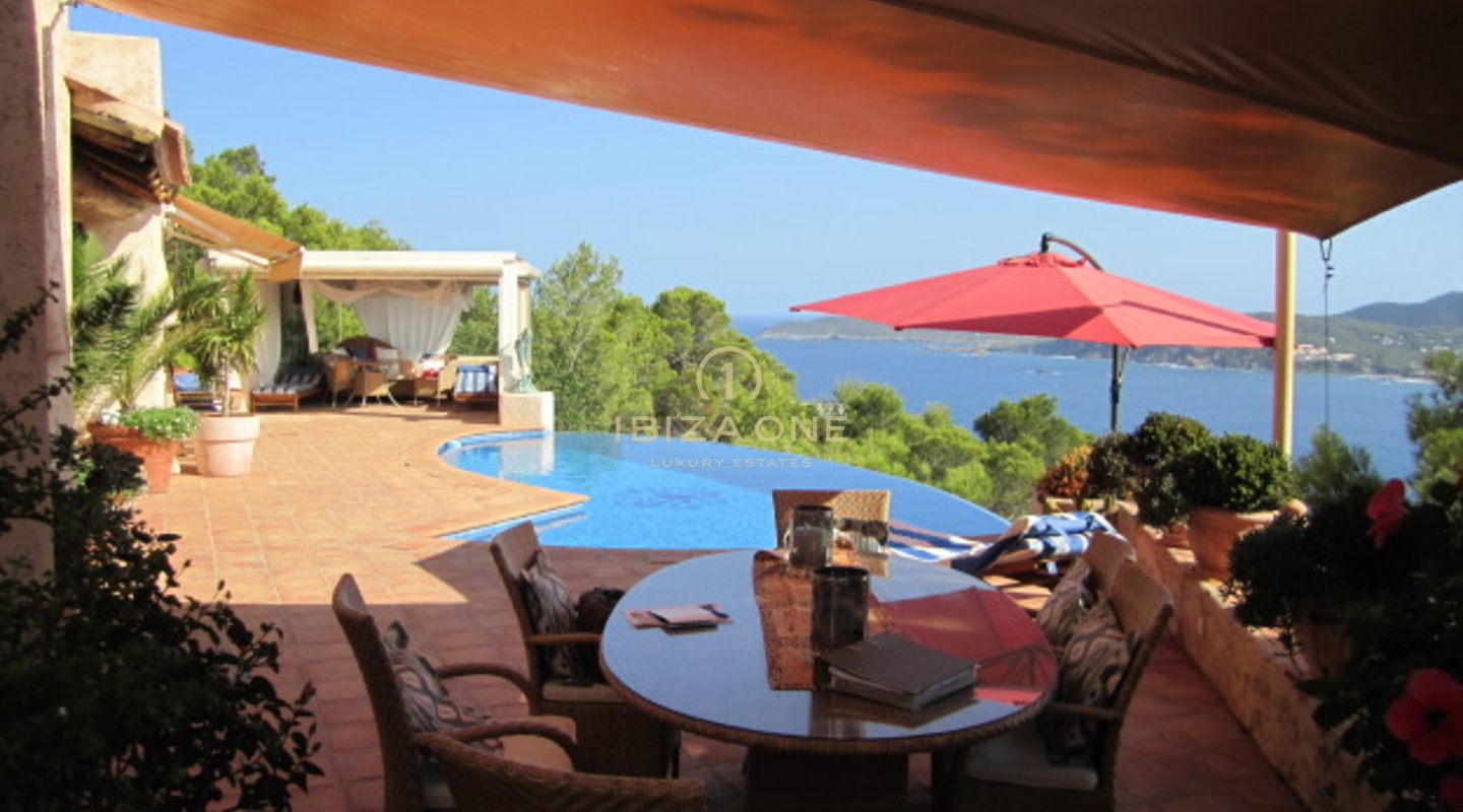 Wunderschöne Luxusvilla mit separatem Gästehaus und Meerblick zu verkaufen, Ibiza - Wunderschöne Luxusvilla mit separatem Gästehaus und Meerblick zu vermieten, Ibiza