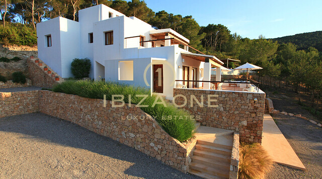 Luxe villa in Es Cubells te koop, Ibiza - Luxe villa in Es Cubells te huur, Ibiza