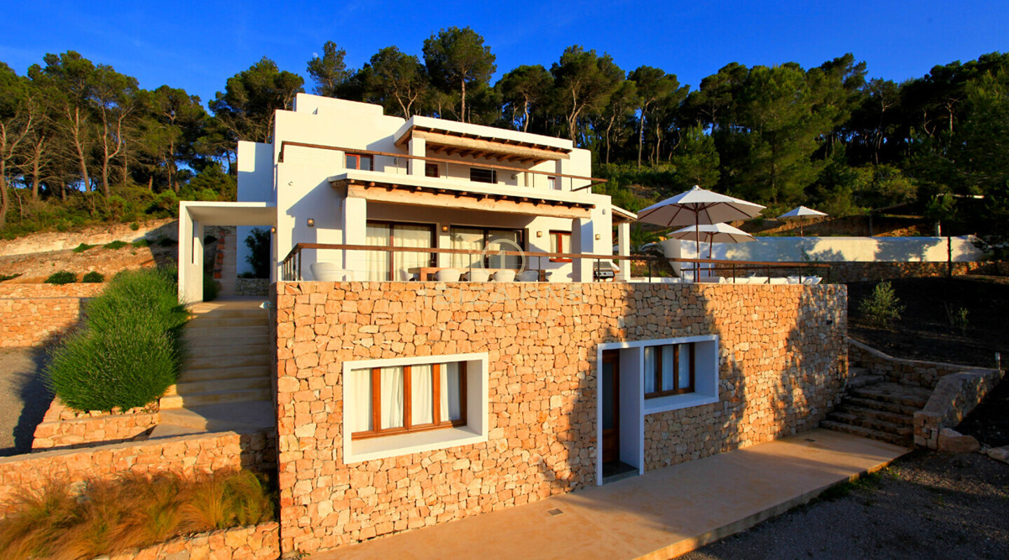 Luxe villa in Es Cubells te koop, Ibiza - Luxe villa in Es Cubells te huur, Ibiza