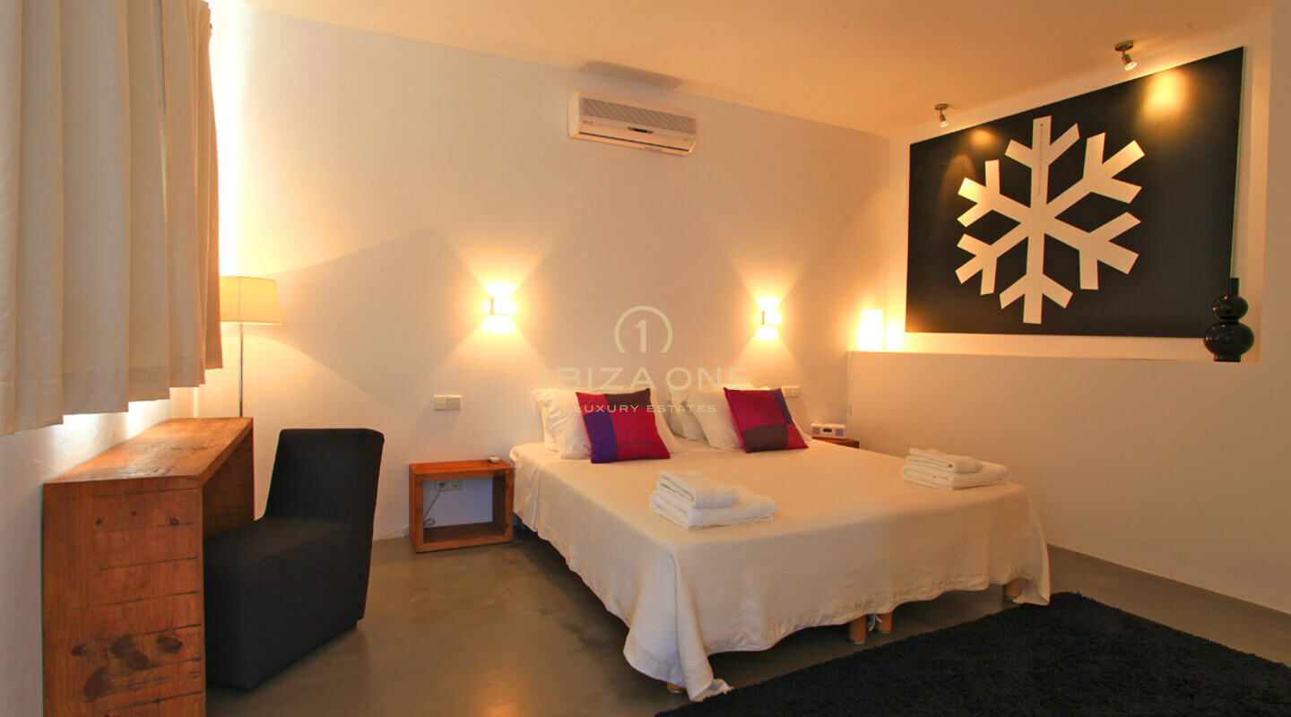 Villa de luxe à Es Cubells à vendre, Ibiza - Villa de luxe à Es Cubells à louer, Ibiza