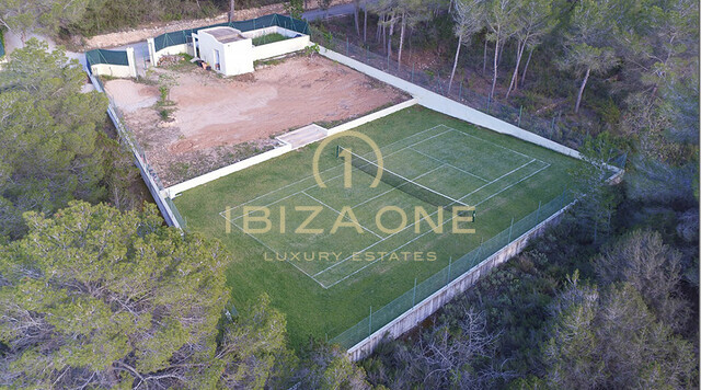 Luxe en prachtig finca-landhuis met zeezicht en tennisbaan te koop, Ibiza - Luxe en prachtig finca-landhuis met zeezicht en tennisbaan te huur, Ibiza