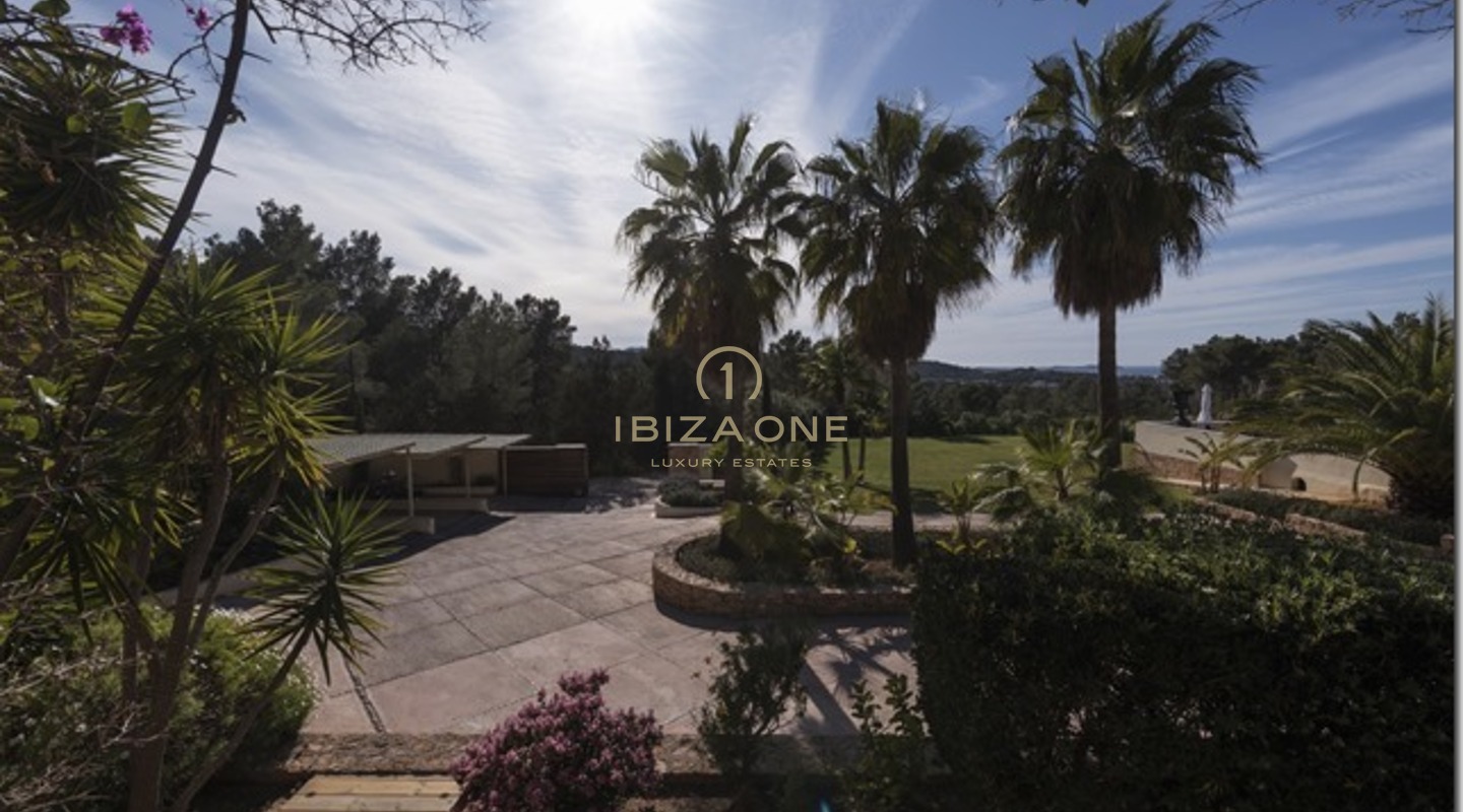 Lussuosa e splendida villa con vista mare e campo da tennis in vendita, Ibiza - Lussuosa e splendida villa con vista mare e campo da tennis in affitto, Ibiza