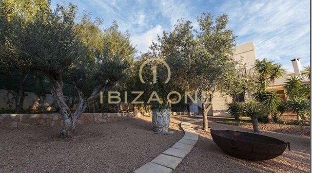 Luxury and Beautiful Finca Mansion with seaview and tennis court for sale, Ibiza - Luxury and Beautiful Finca Mansion with seaview and tennis court for rent, Ibiza