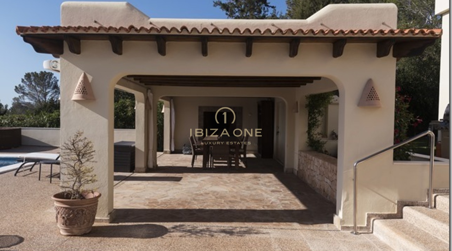 Luxury and Beautiful Finca Mansion with seaview and tennis court for sale, Ibiza - Luxury and Beautiful Finca Mansion with seaview and tennis court for rent, Ibiza