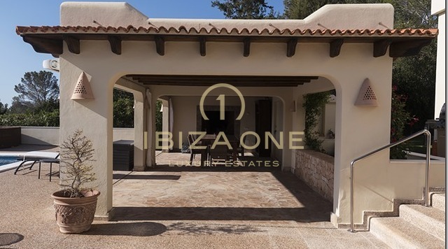Luxury and Beautiful Finca Mansion with seaview and tennis court for sale, Ibiza - Luxury and Beautiful Finca Mansion with seaview and tennis court for rent, Ibiza