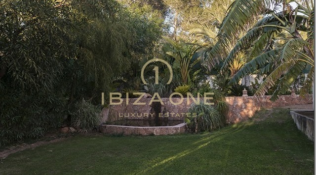 Luxury and Beautiful Finca Mansion with seaview and tennis court for sale, Ibiza - Luxury and Beautiful Finca Mansion with seaview and tennis court for rent, Ibiza