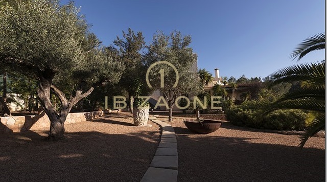 Luxuriöses und schönes Finca-Anwesen mit Meerblick und Tennisplatz zu verkaufen, Ibiza - Luxuriöses und schönes Finca-Anwesen mit Meerblick und Tennisplatz zu vermieten, Ibiza