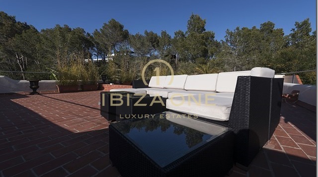 Lussuosa e splendida villa con vista mare e campo da tennis in vendita, Ibiza - Lussuosa e splendida villa con vista mare e campo da tennis in affitto, Ibiza