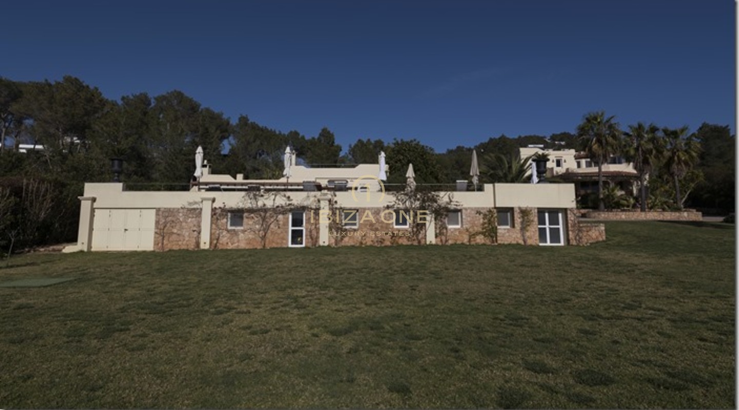 Magnifique Finca de luxe avec vue sur la mer et court de tennis à vendre, Ibiza - Magnifique Finca de luxe avec vue sur la mer et court de tennis à louer, Ibiza