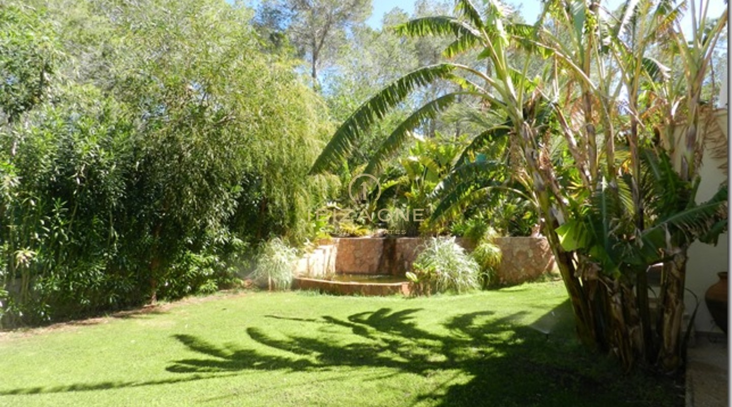 Luxury and Beautiful Finca Mansion with seaview and tennis court for sale, Ibiza - Luxury and Beautiful Finca Mansion with seaview and tennis court for rent, Ibiza