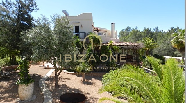 Lussuosa e splendida villa con vista mare e campo da tennis in vendita, Ibiza - Lussuosa e splendida villa con vista mare e campo da tennis in affitto, Ibiza