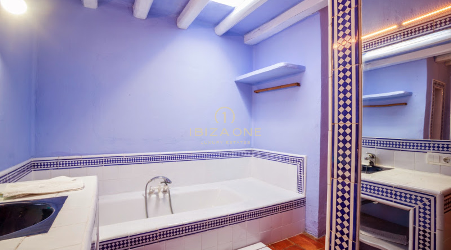 Schönes Anwesen mit Haupt- und Gästehaus in Santa Gertrudis zu verkaufen, Ibiza - Schönes Anwesen mit Haupt- und Gästehaus in Santa Gertrudis zu vermieten, Ibiza