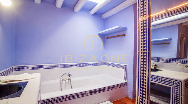 Belle propriété avec maison principale et maison d'hôtes à vendre à Santa Gertrudis, Ibiza - Belle propriété avec maison principale et maison d'hôtes à louer à Santa Gertrudis, Ibiza