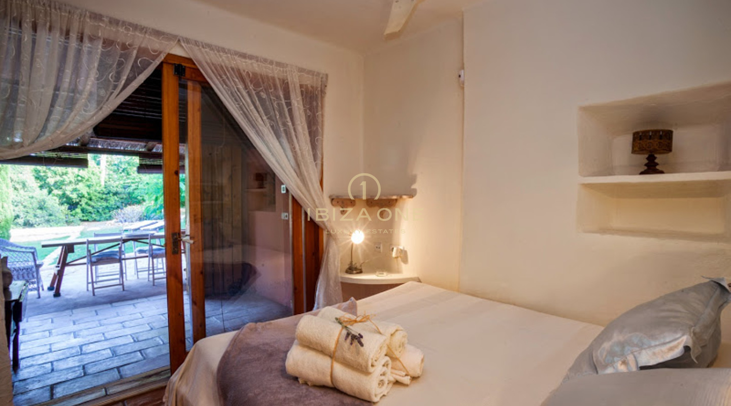 Belle propriété avec maison principale et maison d'hôtes à vendre à Santa Gertrudis, Ibiza - Belle propriété avec maison principale et maison d'hôtes à louer à Santa Gertrudis, Ibiza