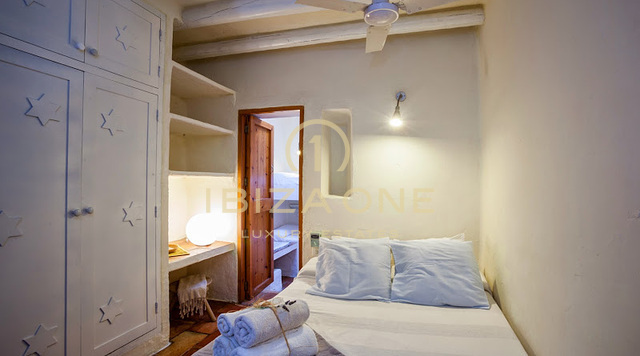 Schönes Anwesen mit Haupt- und Gästehaus in Santa Gertrudis zu verkaufen, Ibiza - Schönes Anwesen mit Haupt- und Gästehaus in Santa Gertrudis zu vermieten, Ibiza