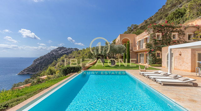 Luxury villa in Ibiza with sea access and a spectacular sea view in Es Cubells for sale, Ibiza - Luxury villa in Ibiza with sea access and a spectacular sea view in Es Cubells for rent, Ibiza