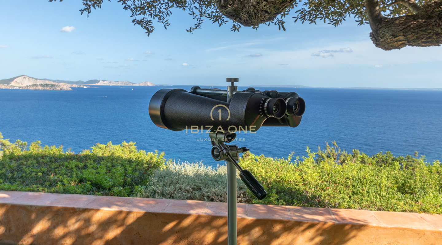 Luxusvilla auf Ibiza mit Meerzugang und spektakulärem Meerblick in Es Cubells zu verkaufen, Ibiza - Luxusvilla auf Ibiza mit Meerzugang und spektakulärem Meerblick in Es Cubells zu vermieten, Ibiza