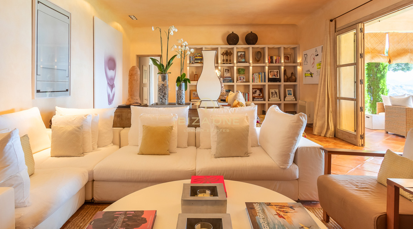 Luxe villa op Ibiza met toegang tot de zee en een spectaculair uitzicht op zee in Es Cubells te koop, Ibiza - Luxe villa op Ibiza met toegang tot de zee en een spectaculair uitzicht op zee in Es Cubells te huur, Ibiza
