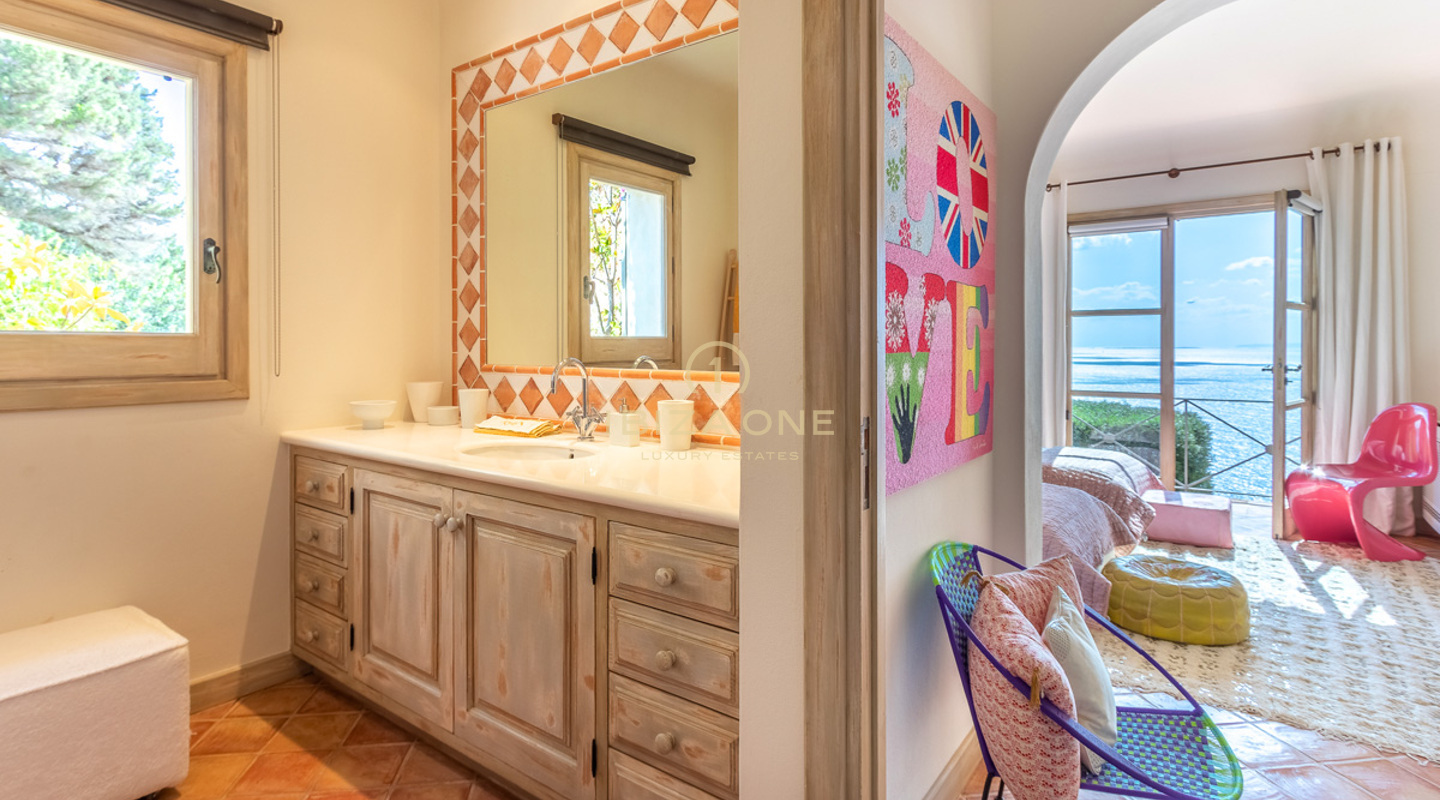 Роскошная вилла на Ибице с выходом к морю и потрясающим видом на море в Эс Кубельс на продажу, Ибица - Роскошная вилла на Ибице с выходом к морю и потрясающим видом на море в Эс Кубельс в аренду, Ибица