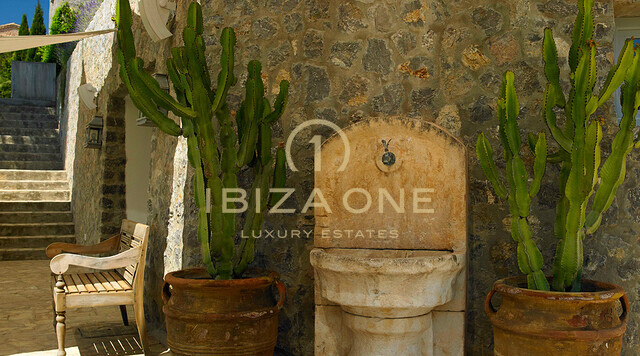 Can Rimbau - Manoir de luxe Rolf Blakstad avec vue imprenable sur la mer et Ibiza à louer, Ibiza - Can Rimbau - Manoir de luxe Rolf Blakstad avec vue imprenable sur la mer et Ibiza à vendre, Ibiza