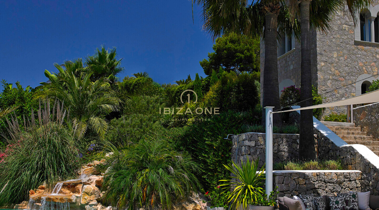 Can Rimbau - Mansión de lujo de Rolf Blakstad con increíbles vistas al mar e Ibiza en alquiler, Ibiza - Can Rimbau - Mansión de lujo de Rolf Blakstad con increíbles vistas al mar e Ibiza en venta, Ibiza
