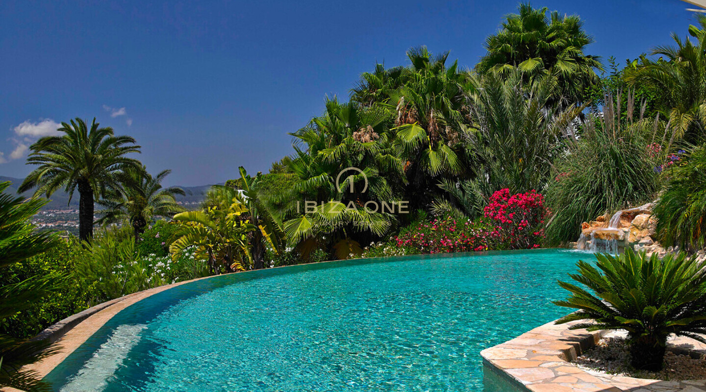 Can Rimbau - Manoir de luxe Rolf Blakstad avec vue imprenable sur la mer et Ibiza à louer, Ibiza - Can Rimbau - Manoir de luxe Rolf Blakstad avec vue imprenable sur la mer et Ibiza à vendre, Ibiza