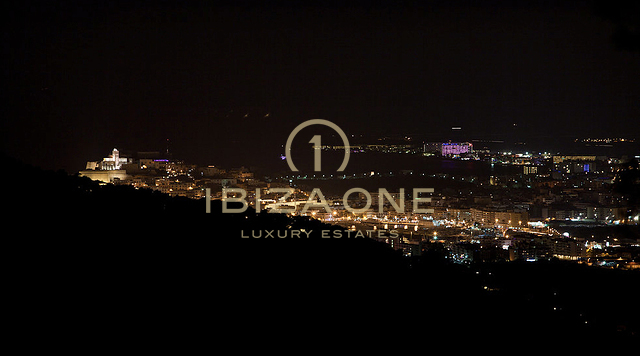 House One - villa de luxe au sommet d'une montagne privée face à Ibiza, Formentera, Dalt Vila à vendre, Ibiza - House One - villa de luxe au sommet d'une montagne privée face à Ibiza, Formentera, Dalt Vila à louer, Ibiza